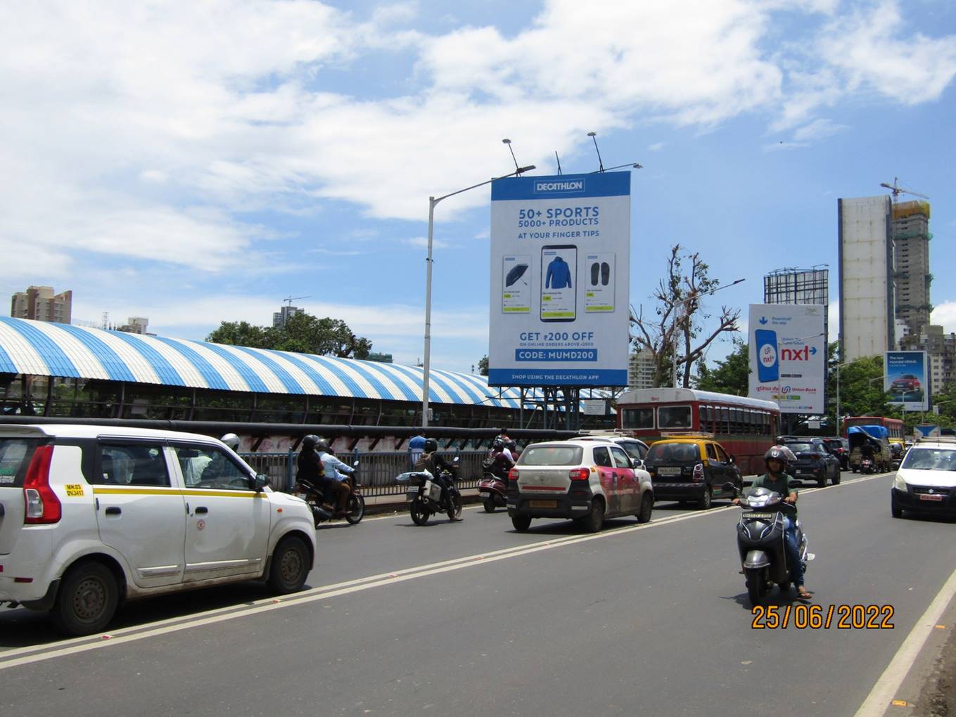 Hoarding - Dadar Tilak Bridge - TT to Plaza 1st LHS,   Dadar,   Mumbai,   Maharashtra