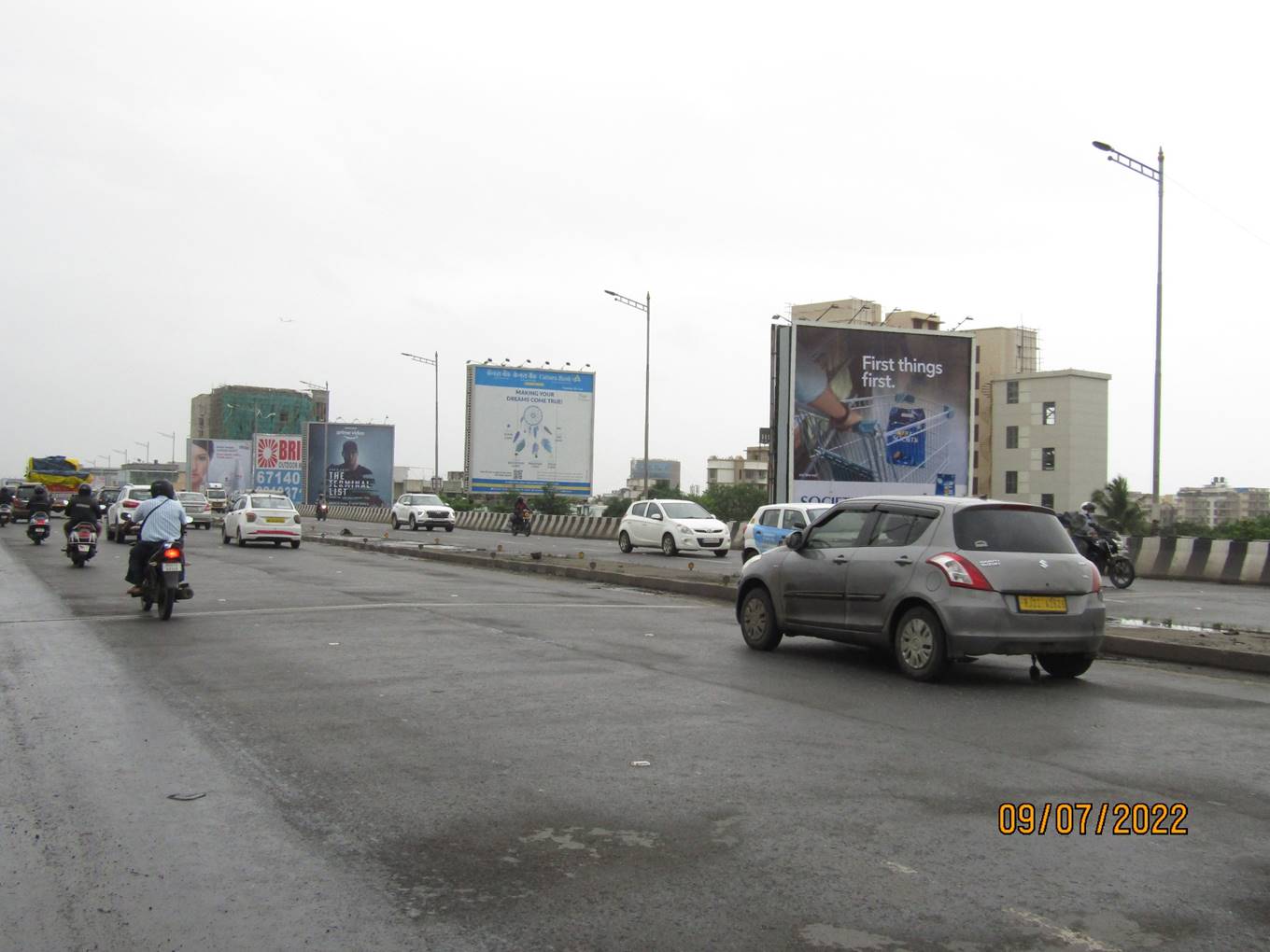 Hoarding - Andheri Jog Flyover,   Andheri,   Mumbai,   Maharashtra