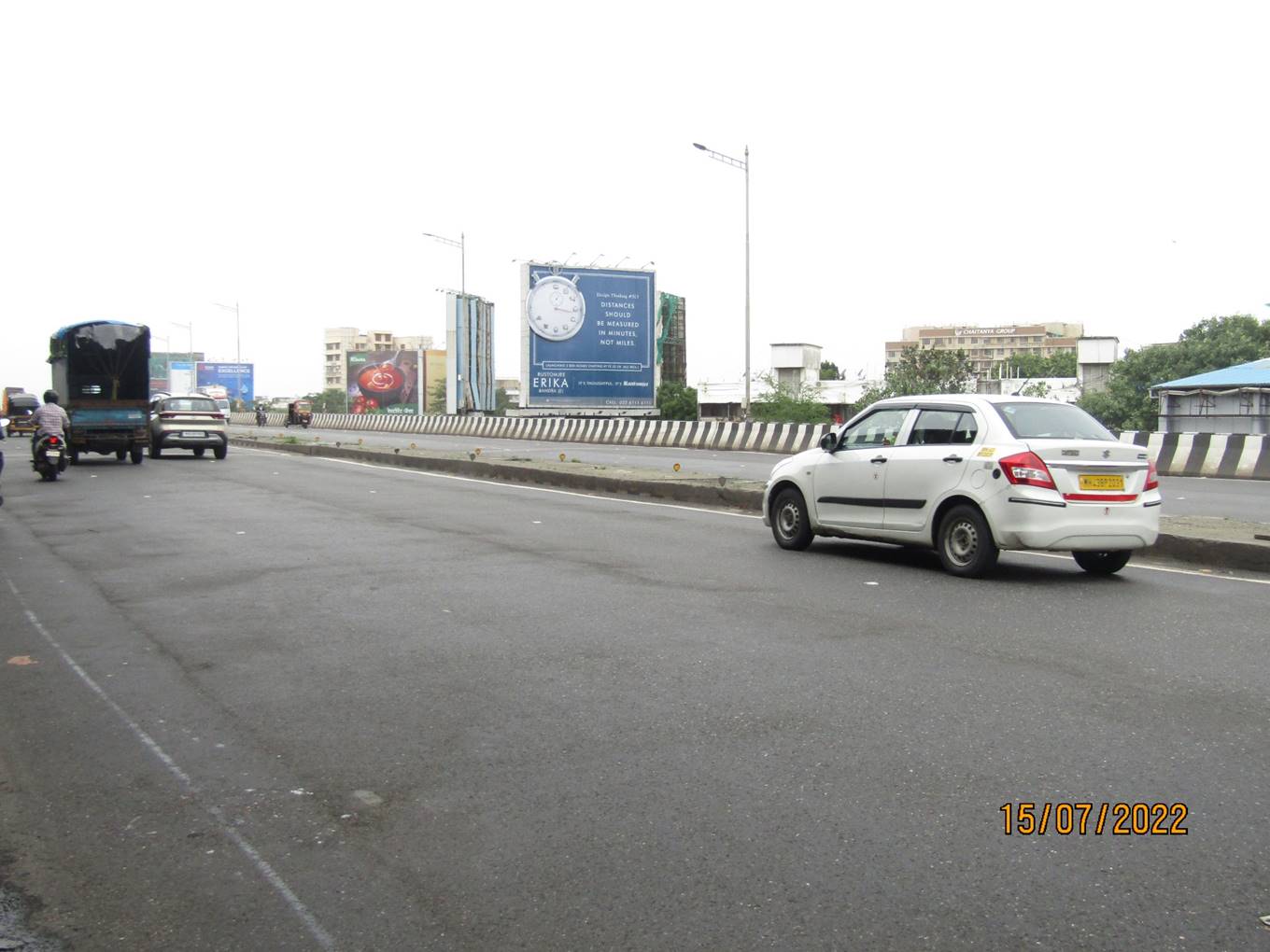 Hoarding - Andheri Jog Flyover ( Nr Sai Service ),   Andheri,   Mumbai,   Maharashtra