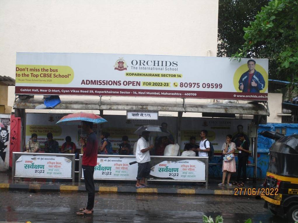 Bus Queue Shelter - Vashi Sector-9 (right) Warna Dairy -towards Vashi,   Vashi,   Navi Mumbai,   Maharashtra