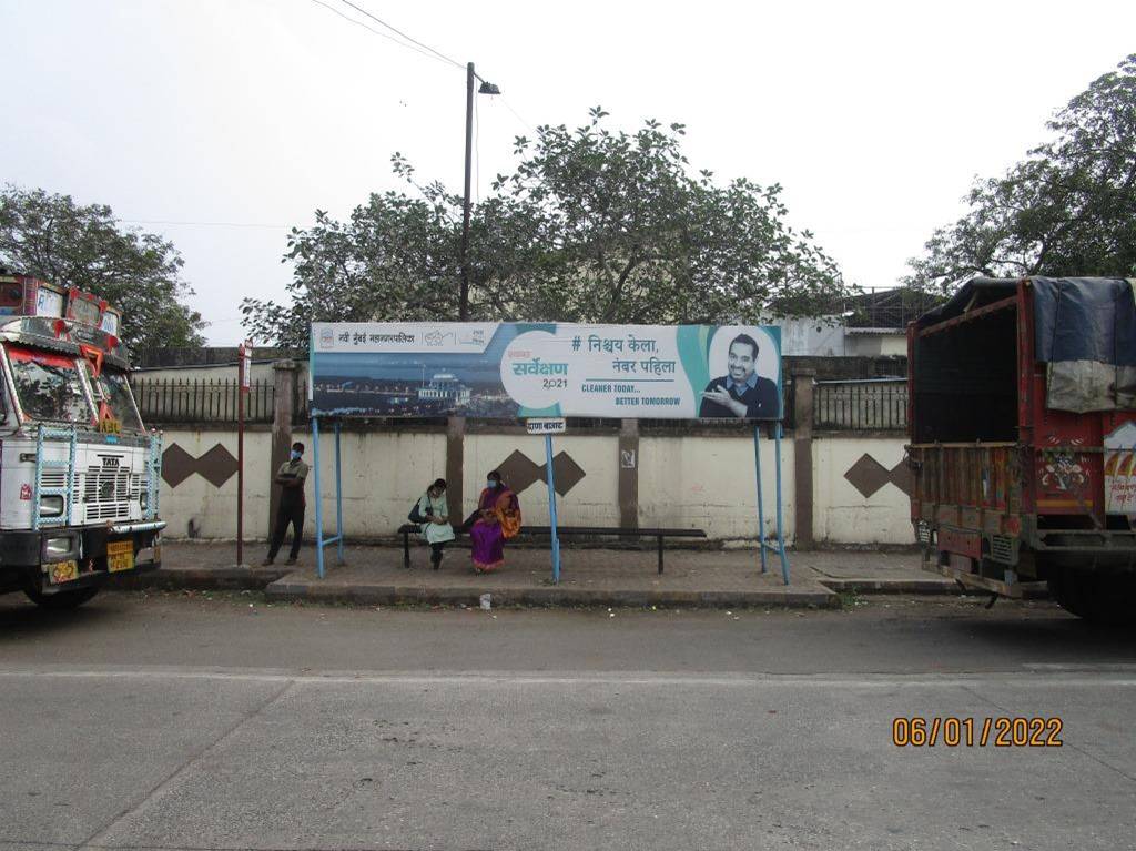 Bus Queue Shelter - Dana Bazar,   Vashi,   Navi Mumbai,   Maharashtra