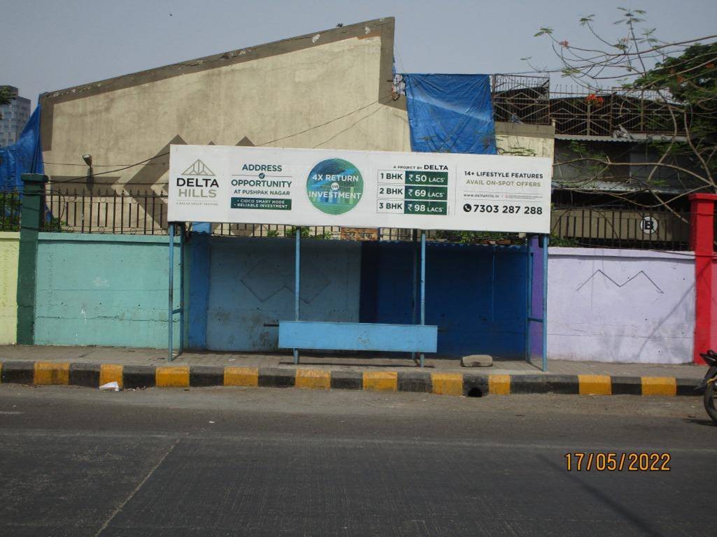 Bus Queue Shelter - S.B.I.,   Vashi,   Navi Mumbai,   Maharashtra