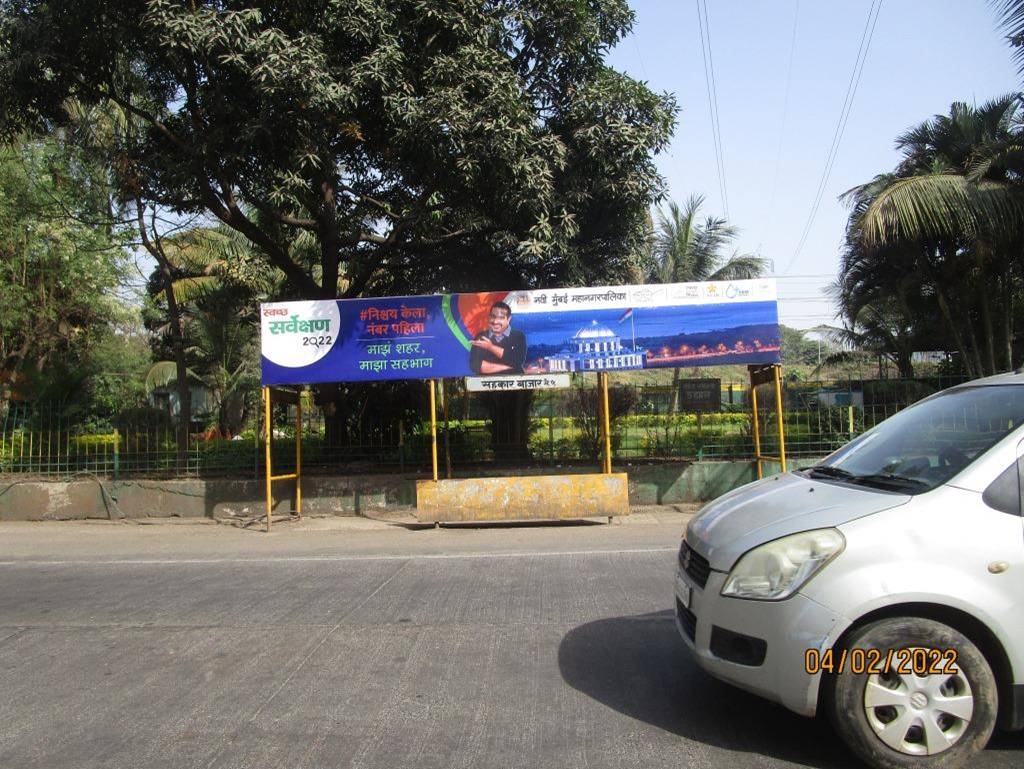 Bus Queue Shelter - Airoli Sahakar Bazar Station Road,   Airoli,   Navi Mumbai,   Maharashtra