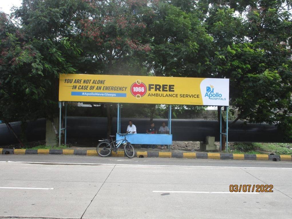Bus Queue Shelter - Gujarat Bhavan.,   Palm Beach Road,   Navi Mumbai,   Maharashtra