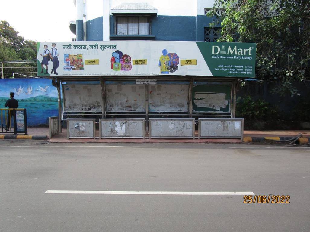 Bus Queue Shelter - CBD Belapur Udyanchan Kendra (Left),   CBD Belapur,   Navi Mumbai,   Maharashtra