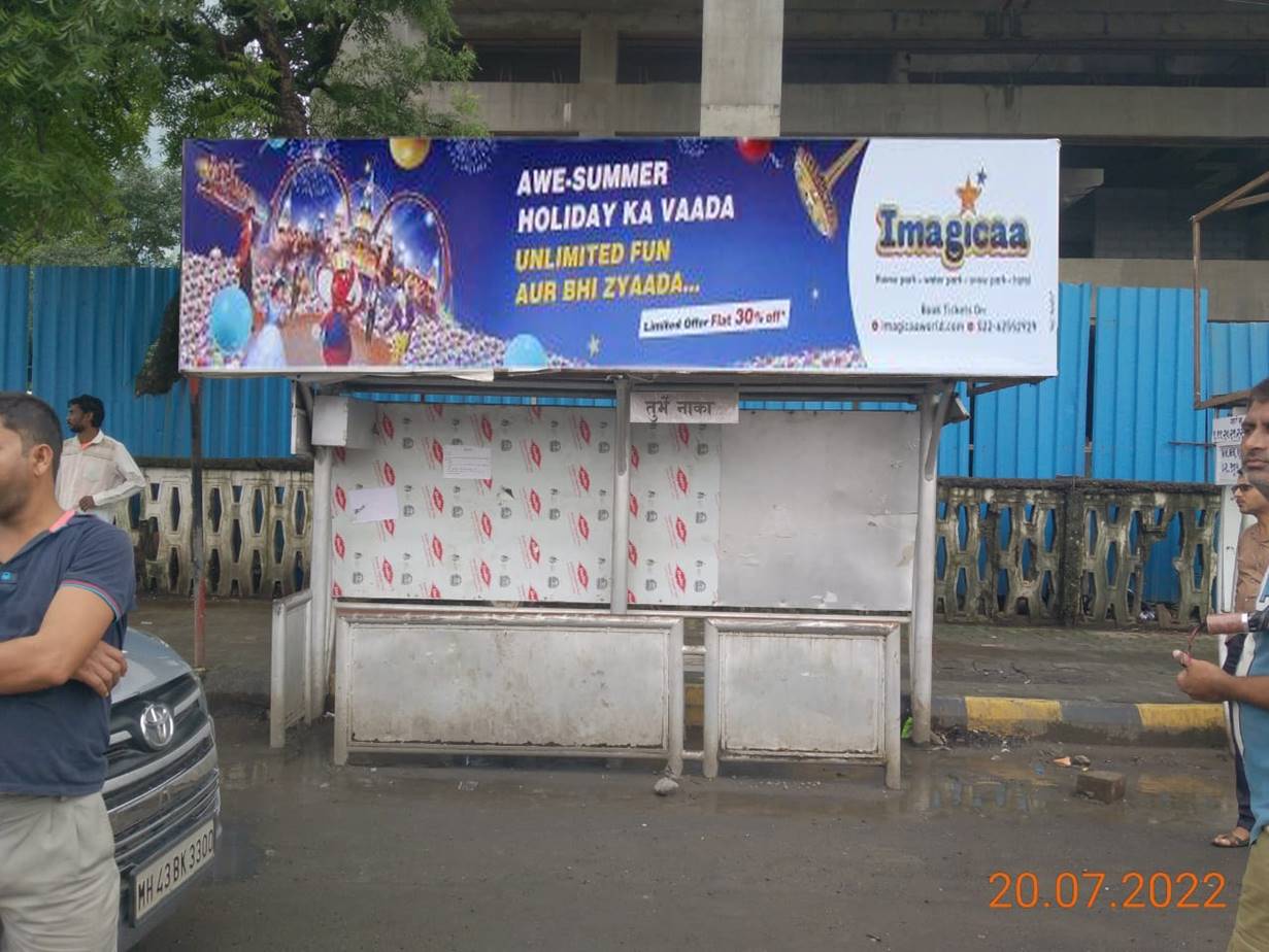 Bus Queue Shelter - Turbhe Naka Towards Vashi,   Thane Belapur Road,   Navi Mumbai,   Maharashtra