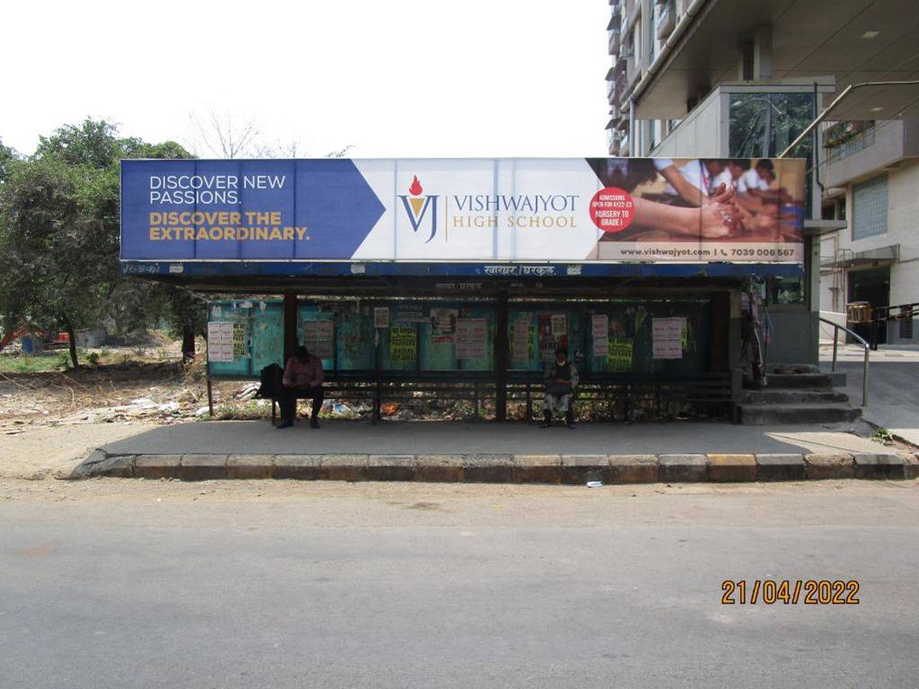 Bus Queue Shelter - Kharghar Spagethi,   Kharghar,   Navi Mumbai,   Maharashtra