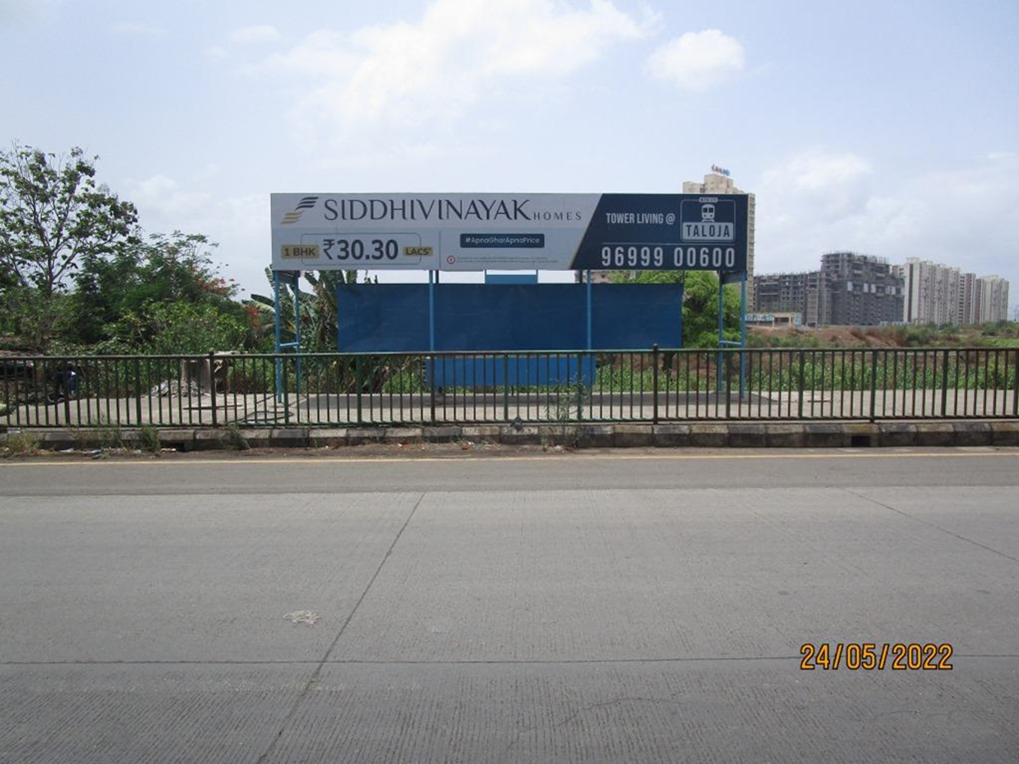 Bus Queue Shelter - Kharghar Raf Camp,   Kharghar,   Navi Mumbai,   Maharashtra