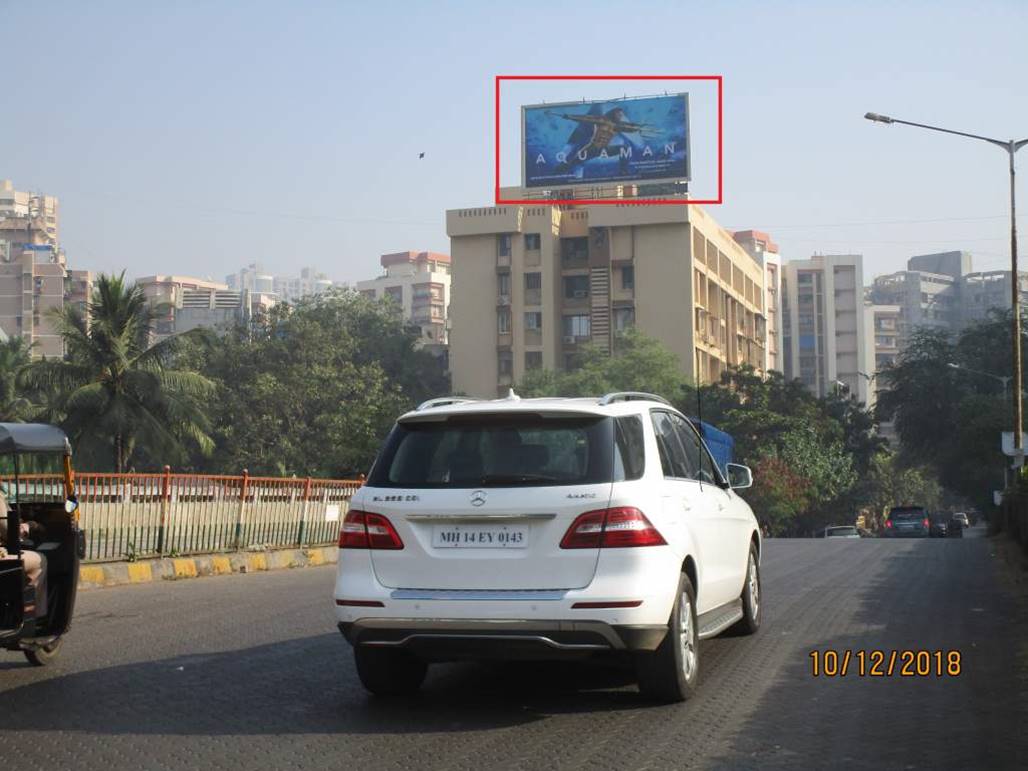 Hoarding - Lokhandwala,   Andheri,   Mumbai,   Maharashtra