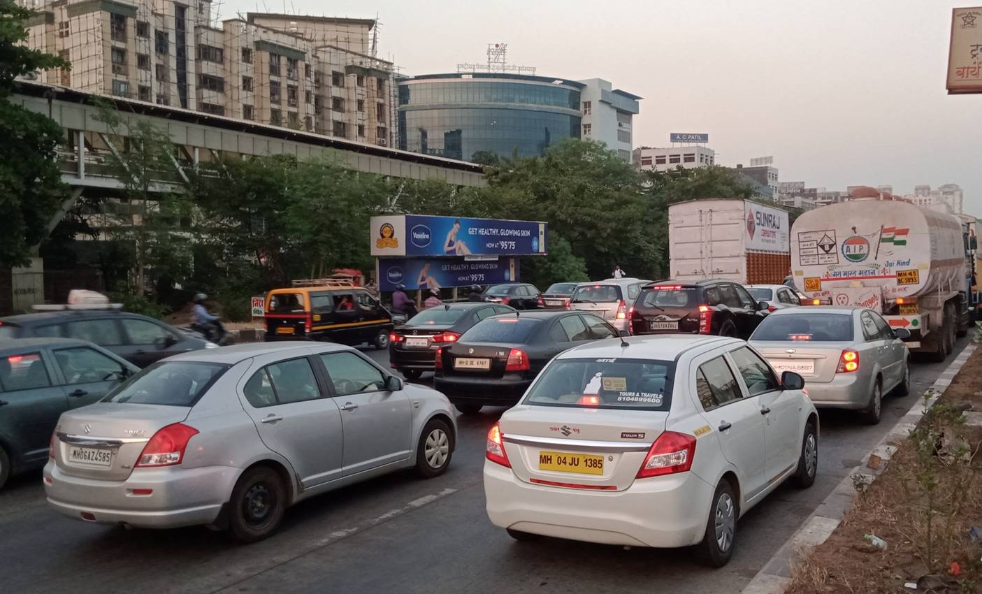 BQS - Outside Railway Station,  Near Siemens,   Kharghar,   Navi Mumbai,   Maharashtra