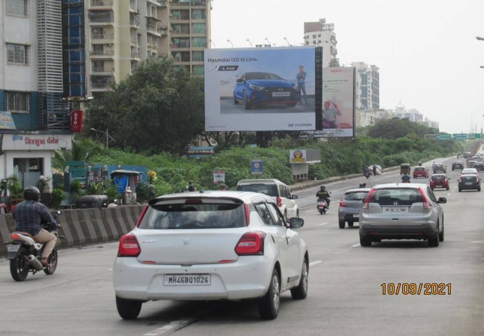 Billboard - Kharghar Near Glomax Mall Before Toll Naka - Vashi to Panvel,   Kharghar,   Navi Mumbai,   Maharashtra