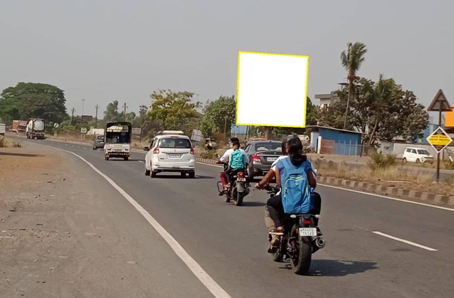 Billboard - Goa Road Hote Krantiveer Dhaba Traffic Going From Goa Towards Panvel (MT) - Goa Road Hote Krantiveer Dhaba Traffic Going From Goa Towards Panvel (MT),   Goa Road,   Navi Mumbai,   Maharashtra