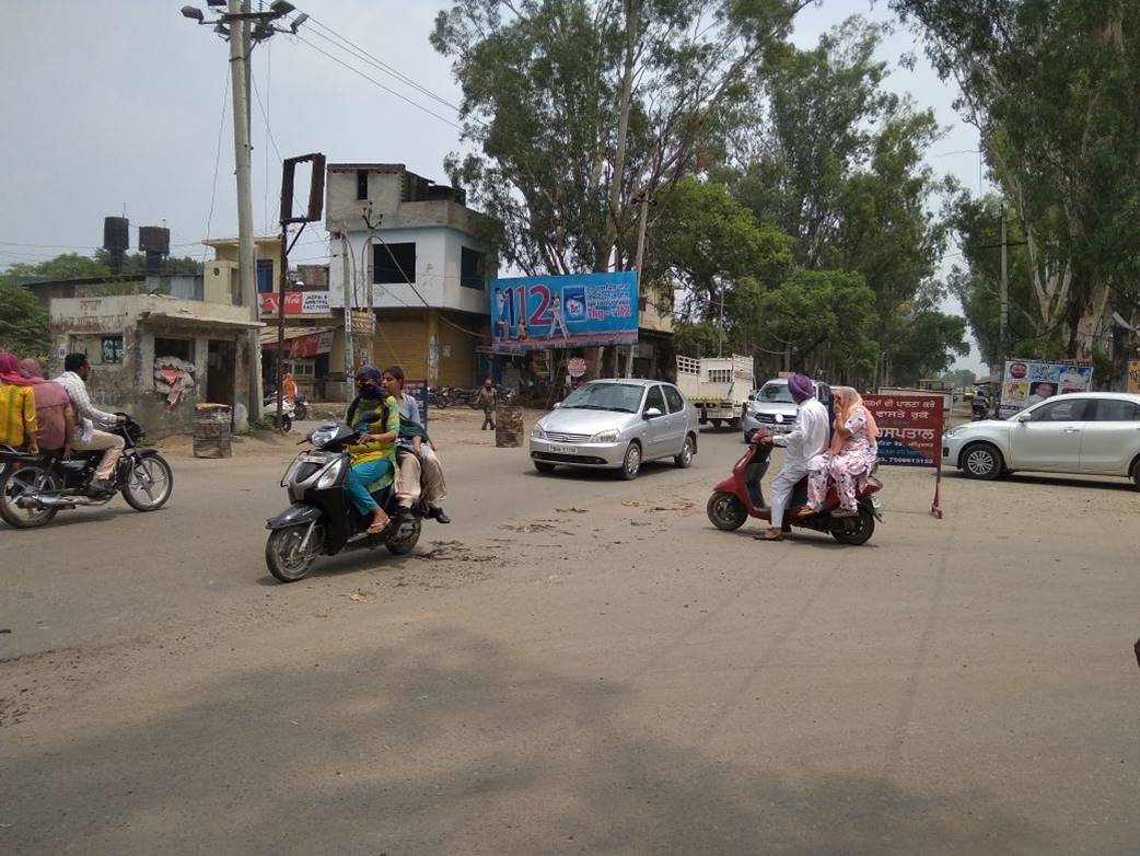 Unipole - Aliwal Chowk, Batala, Punjab