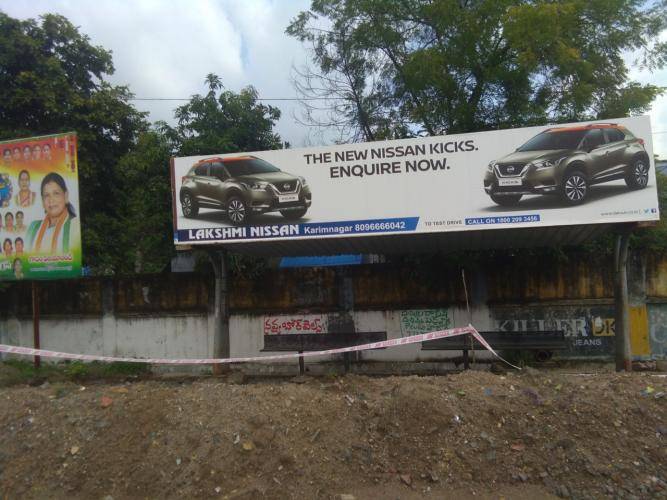 Bus Shelter Modern - Opp. Ramagundem Municipal Corporation Office facing -Towards Manthani, Godavarikhani, Telangana