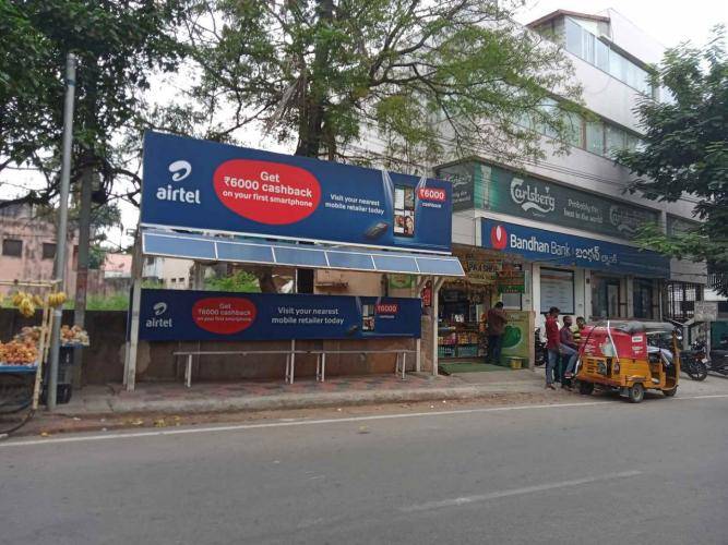 Bus Shelter Modern - East Maredpally,  Bandhan Bank-Towards Secunderabad, Hyderabad, Telangana