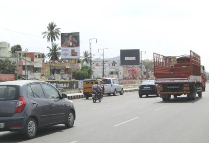 Hoarding - Tambaram Irumbuliur Towards Perungulathur,  Chennai, Tamilnadu