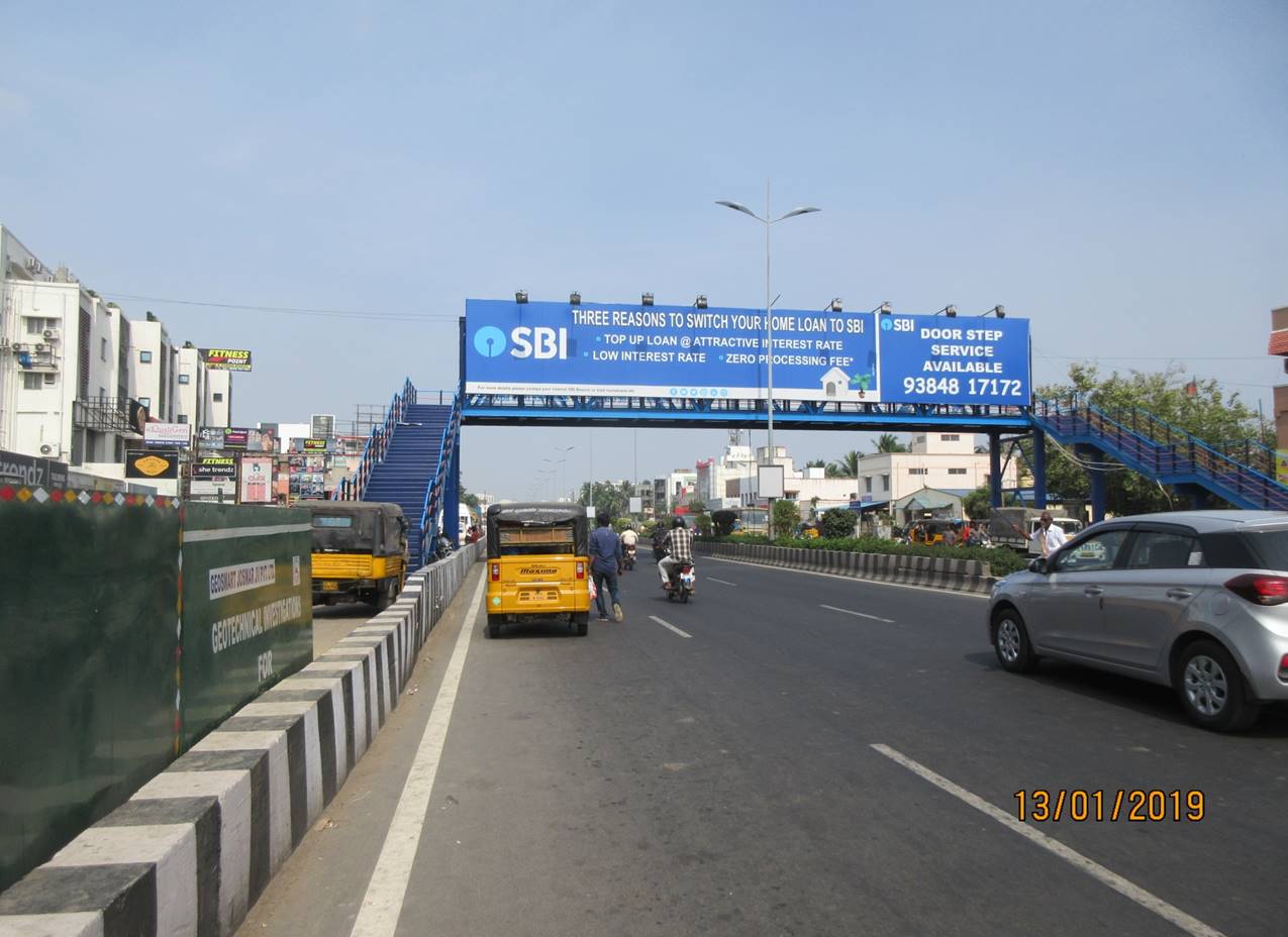 Gantry - Near CTS AKDS TOWER Facing Traffic, Chennai, Tamilnadu