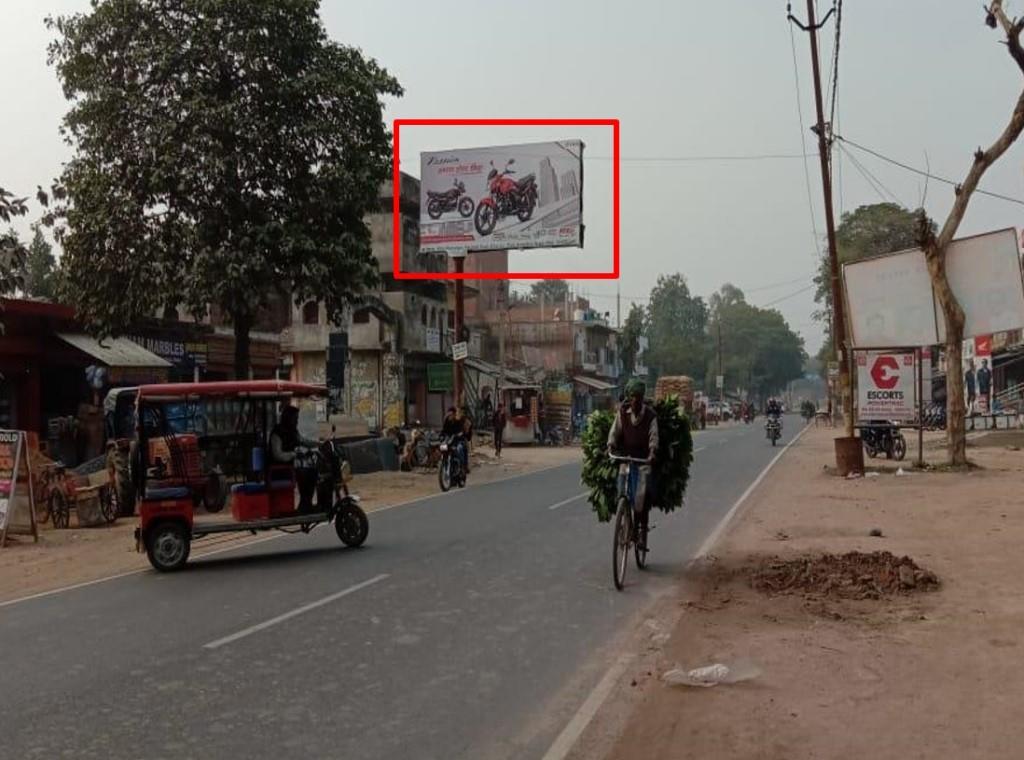 Unipole-Lucknow Road, Ambedkar Nagar, Uttar Pradesh, 