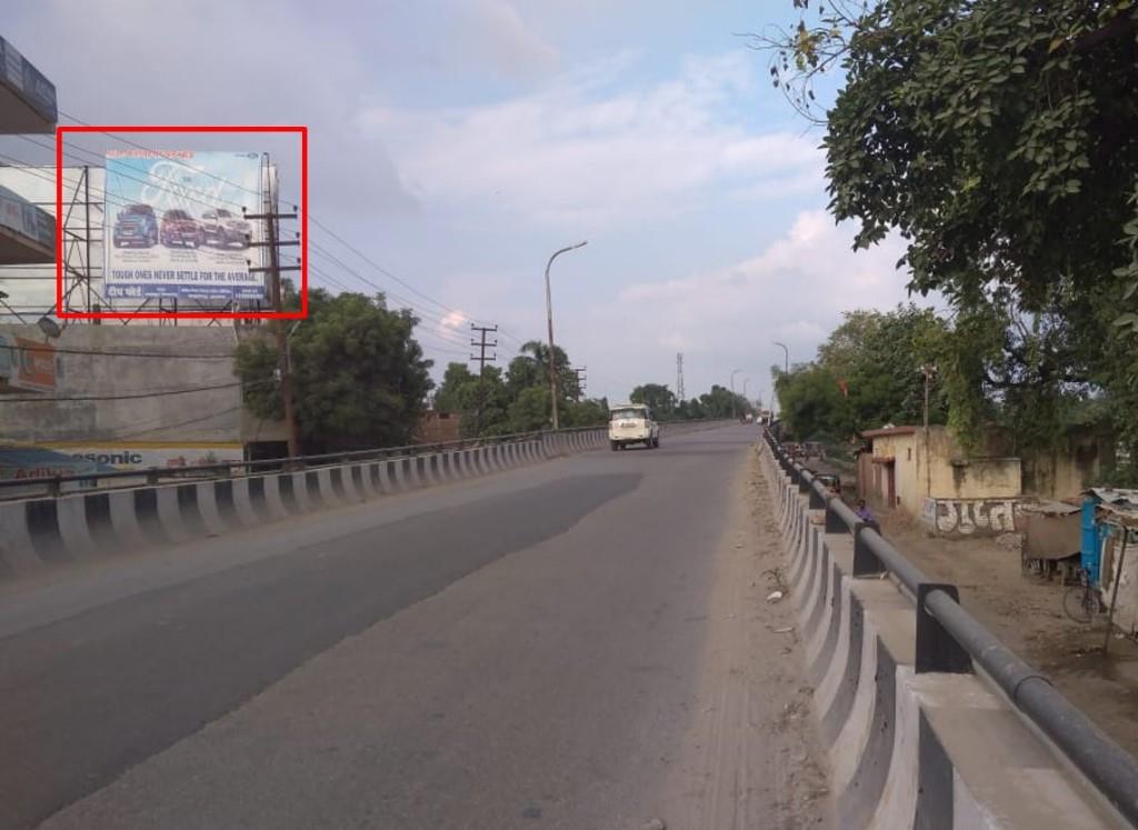 Billboard-Over Bridge, Azamgarh, Uttar Pradesh, 