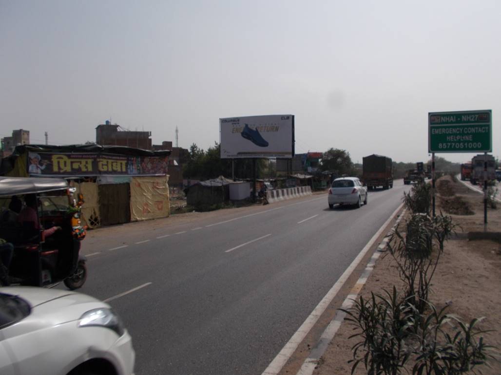 Unipole - kanpur road, Jhansi, Uttar Pradesh