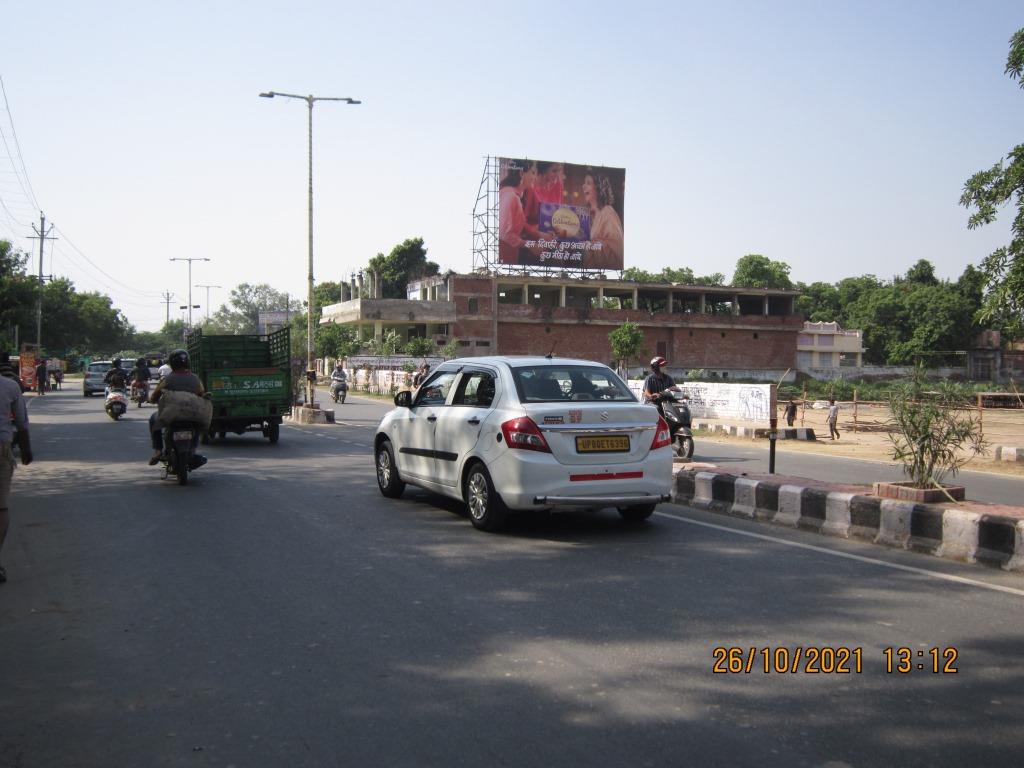 Billboard-GIC Ground Nr. Kothi Meena Bazar, Agra, Uttar Pradesh