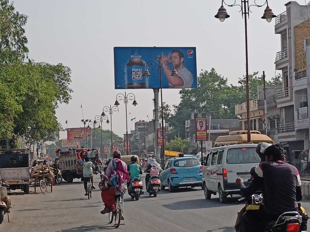 Unipole-Stadium Road Facing Model Town, Bareilly, Uttar Pradesh