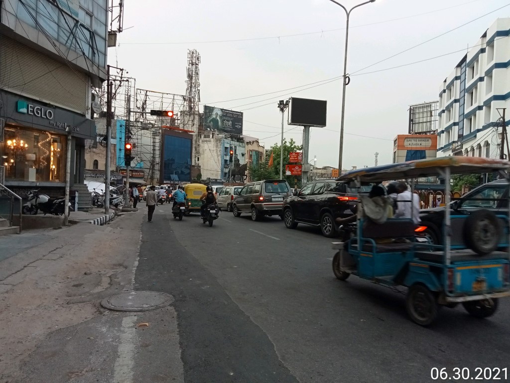 Billboard - Hussainganj Chauraha Fcg. Charbagh,  Lucknow, Uttar Pradesh