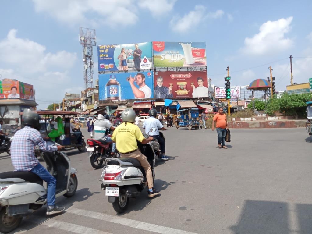 Billboard-Hapur Adda Xing, Meerut, Uttar Pradesh