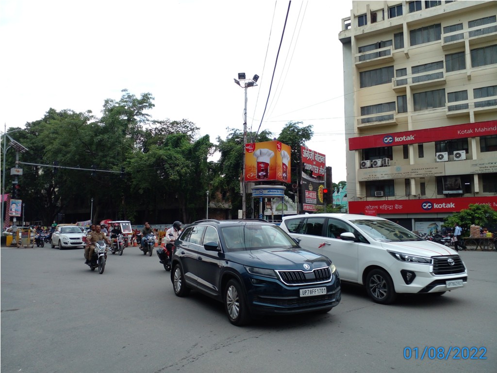 Police Booth-Meghdoot Chouraha,  Kanpur, Uttar Pradesh