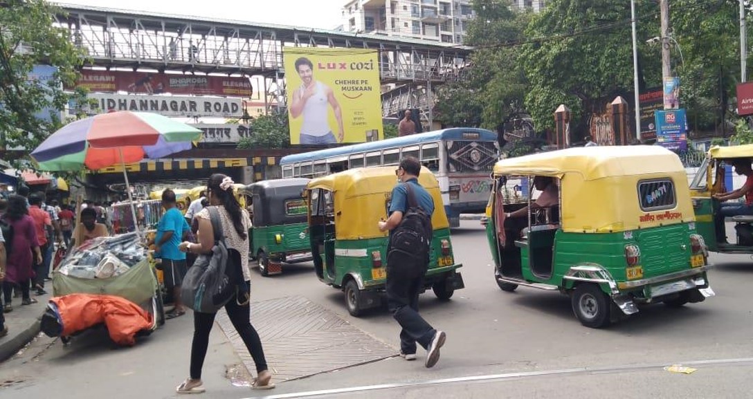 Billboard - hudco more, Kolkata, West Bengal