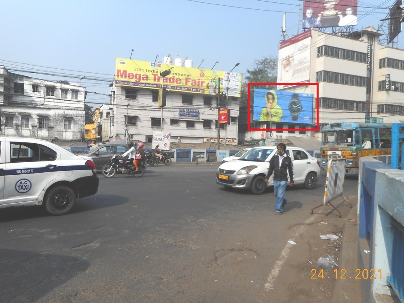 Billboard - Sealdah Flyover, Kolkata, West Bengal