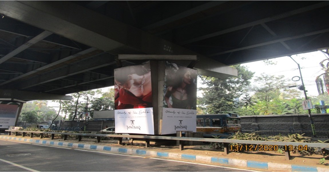 Bus Shelter - AJC Bose Road Flyover, Kolkata, West Bengal