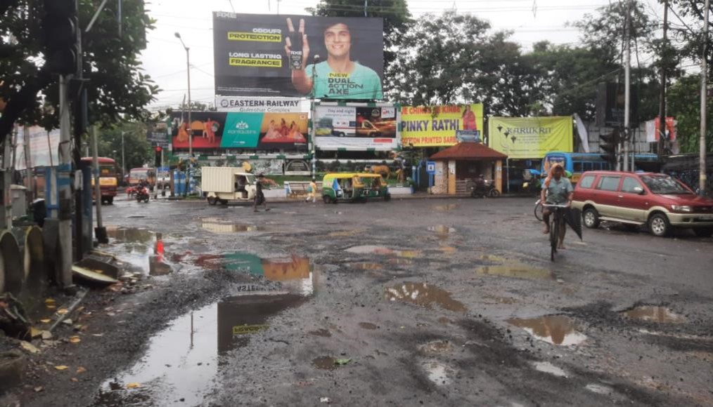 Billboard - Howrah Dobson Road,  Howrah, West Bengal