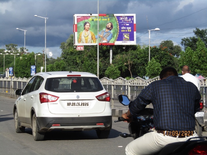 Unipole - Navlakha, Indore, Madhya Pradesh