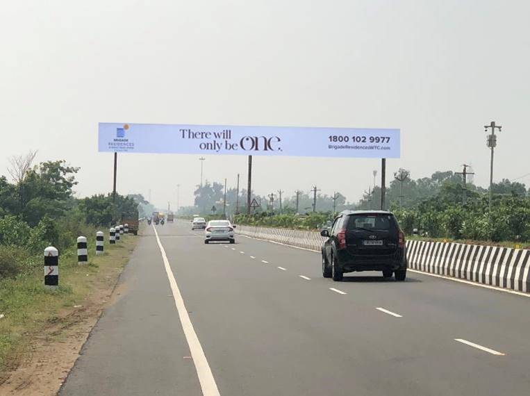 Gantry-ECR Near Kovalam, Chennai, Tamilnadu