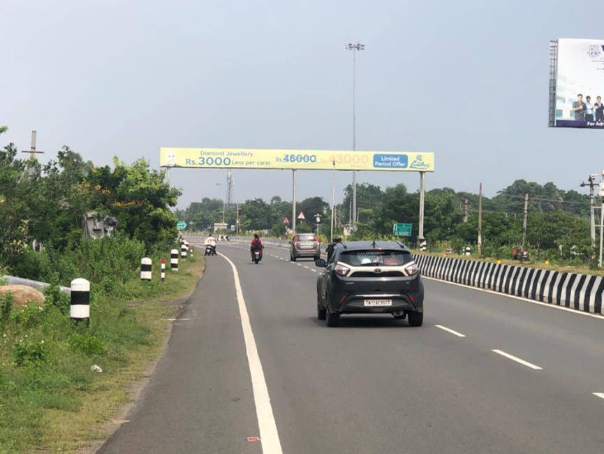 Gantry-ECR Near Ideal Beach Resort,  Chennai, Tamilnadu