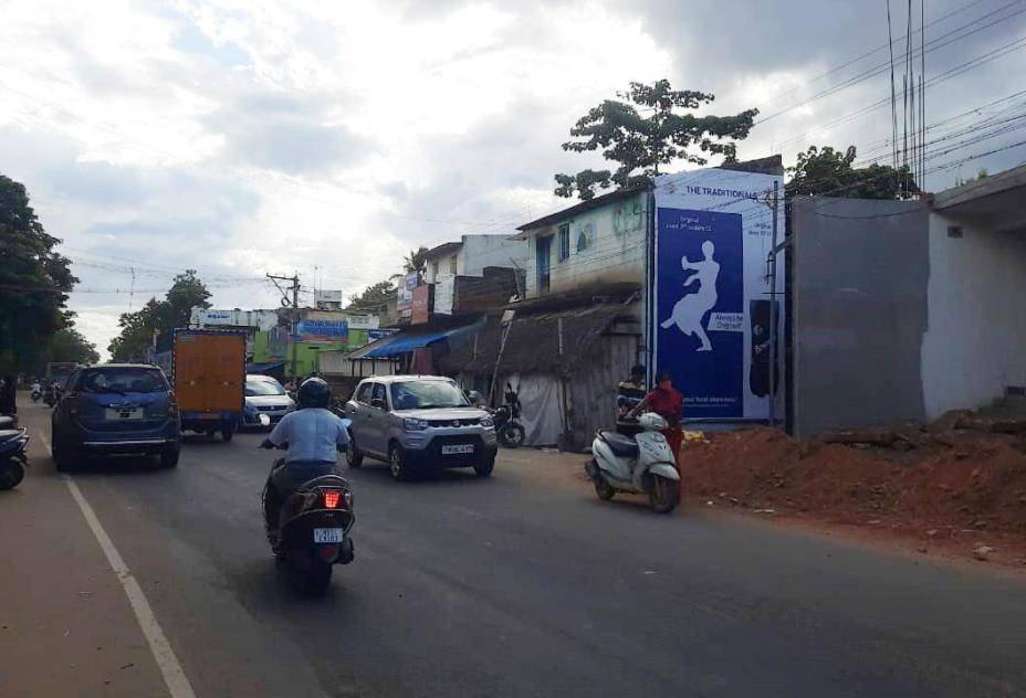 Hoarding-Nr. Indian Bank Vikram Multispeciality Hospital,  Madurai, Tamilnadu