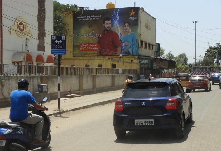 Hoarding-Anna Nagar Roundtana, Chennai, Tamilnadu