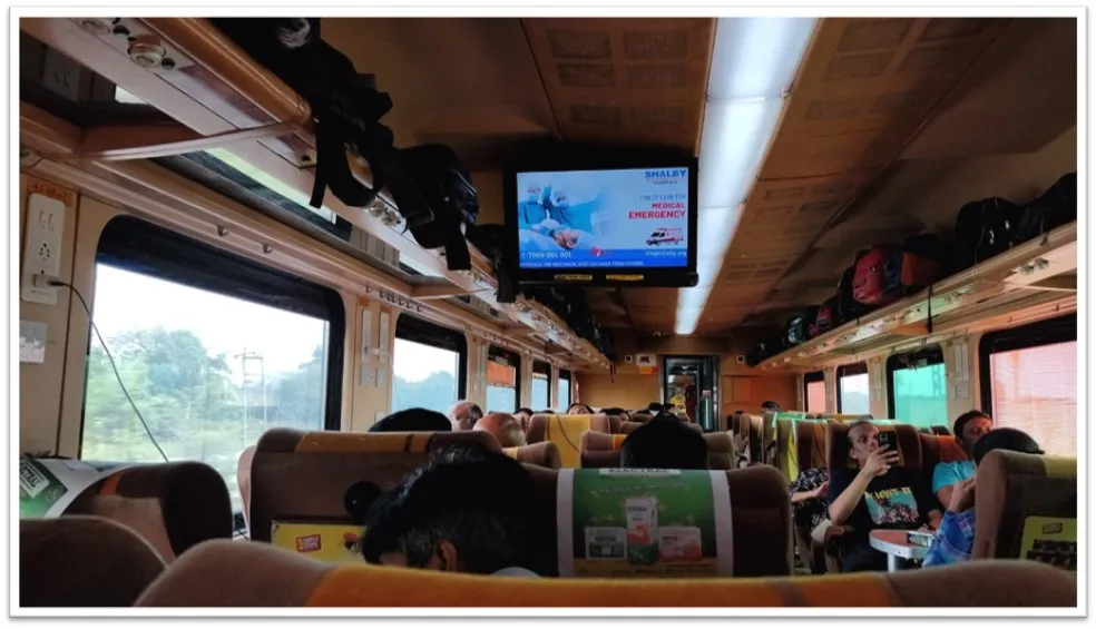 Lucknow Junction-Anand Vihar Double Decker Led Advertising