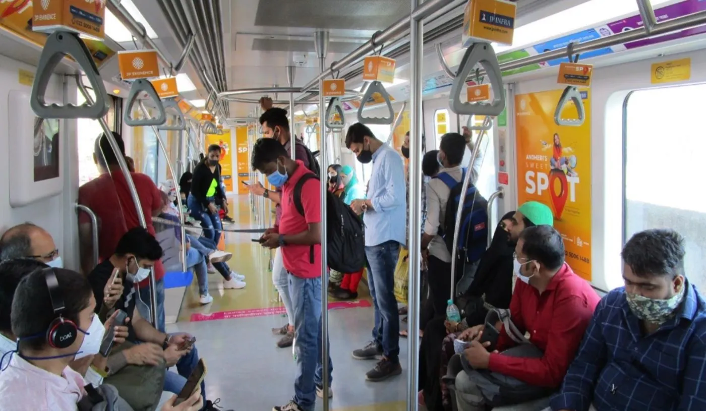 Mumbai Metro Internal Wrap