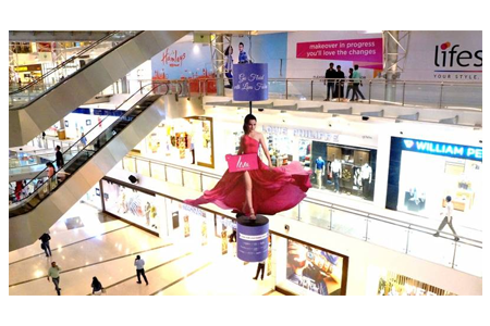Shopping mall ads