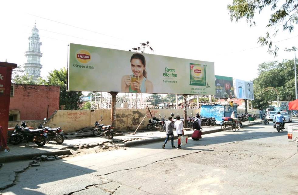 Outdoor Advertising image