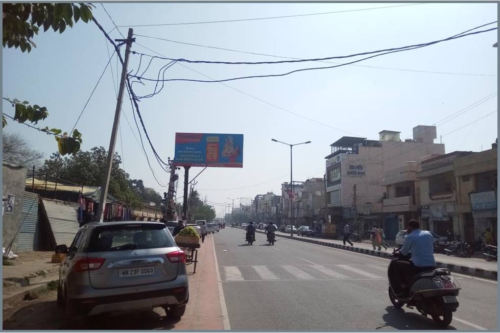 Outdoor Advertising image