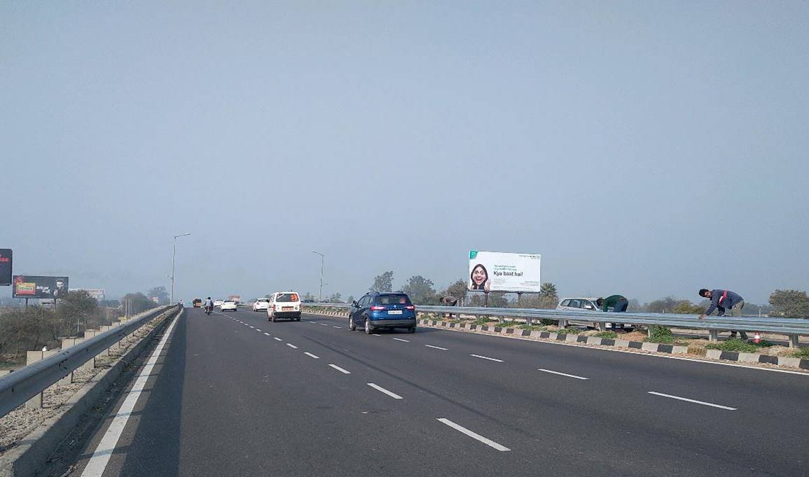 Outdoor Advertising image