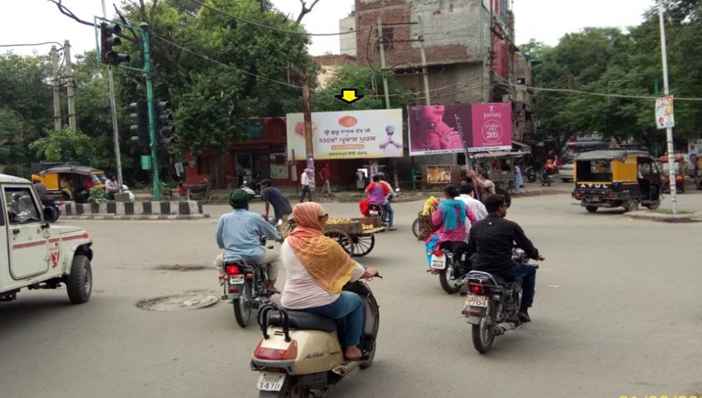 Outdoor Advertising image