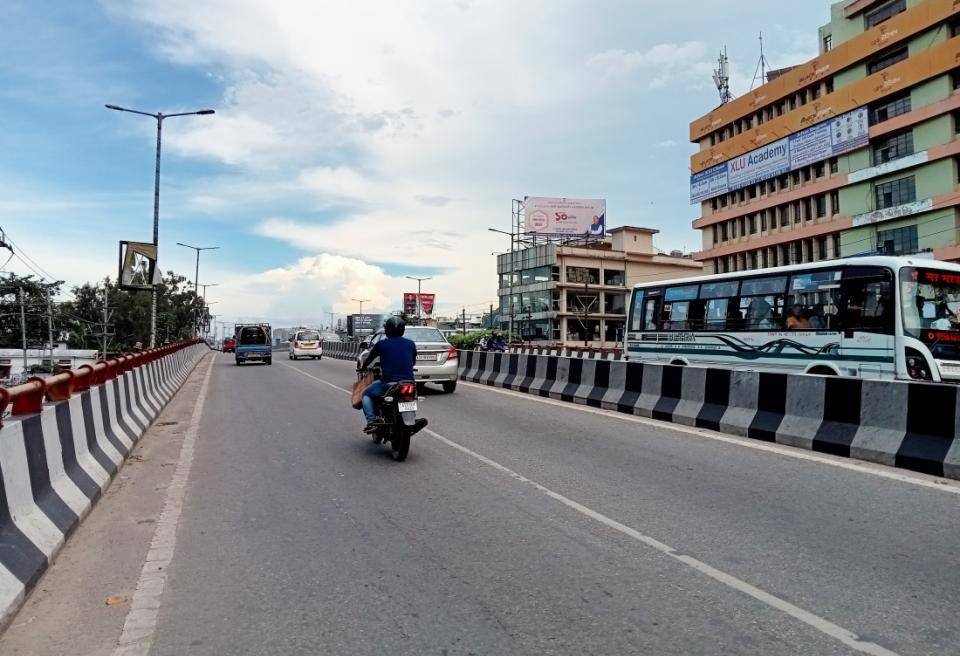 Outdoor Advertising image