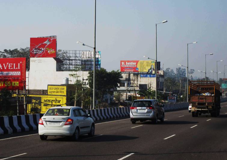 Outdoor Advertising image