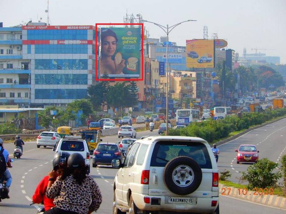 Outdoor Advertising image