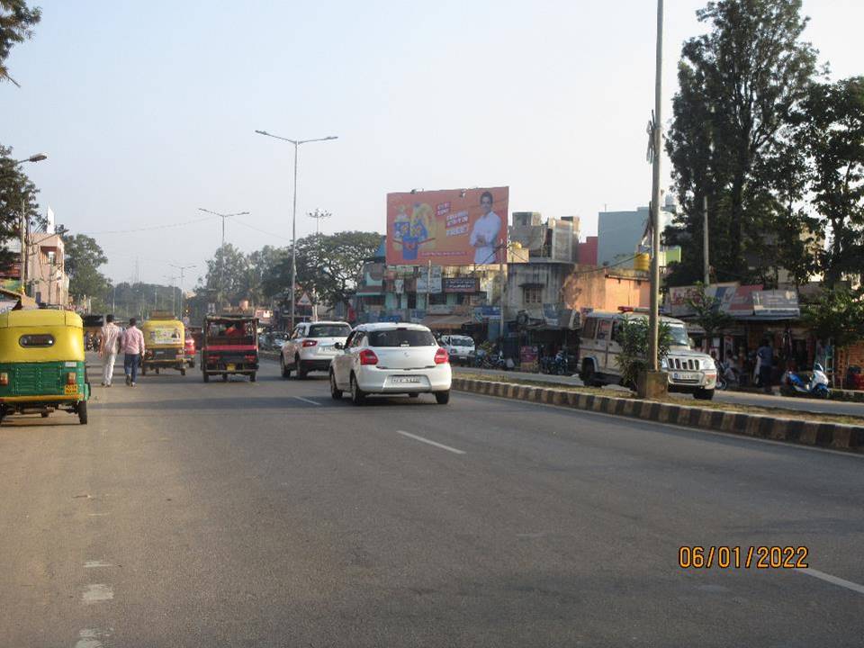 Outdoor Advertising image