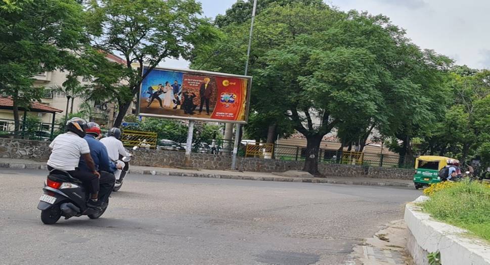 Outdoor Advertising image